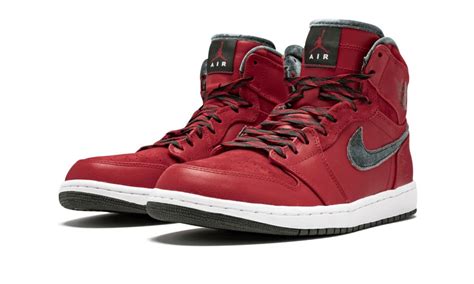 jordan 1 retro premier red gucci|jordan 1 Gucci 2008 price.